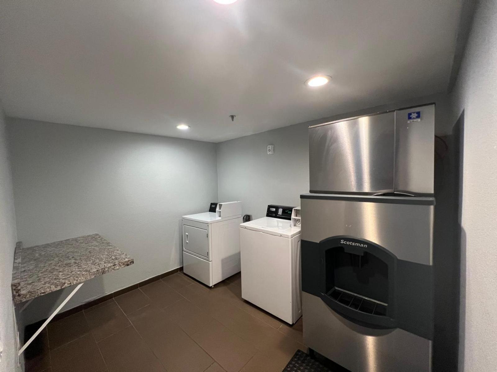 Spark By Hilton Glendale Peoria Phoenix North Exteriör bild